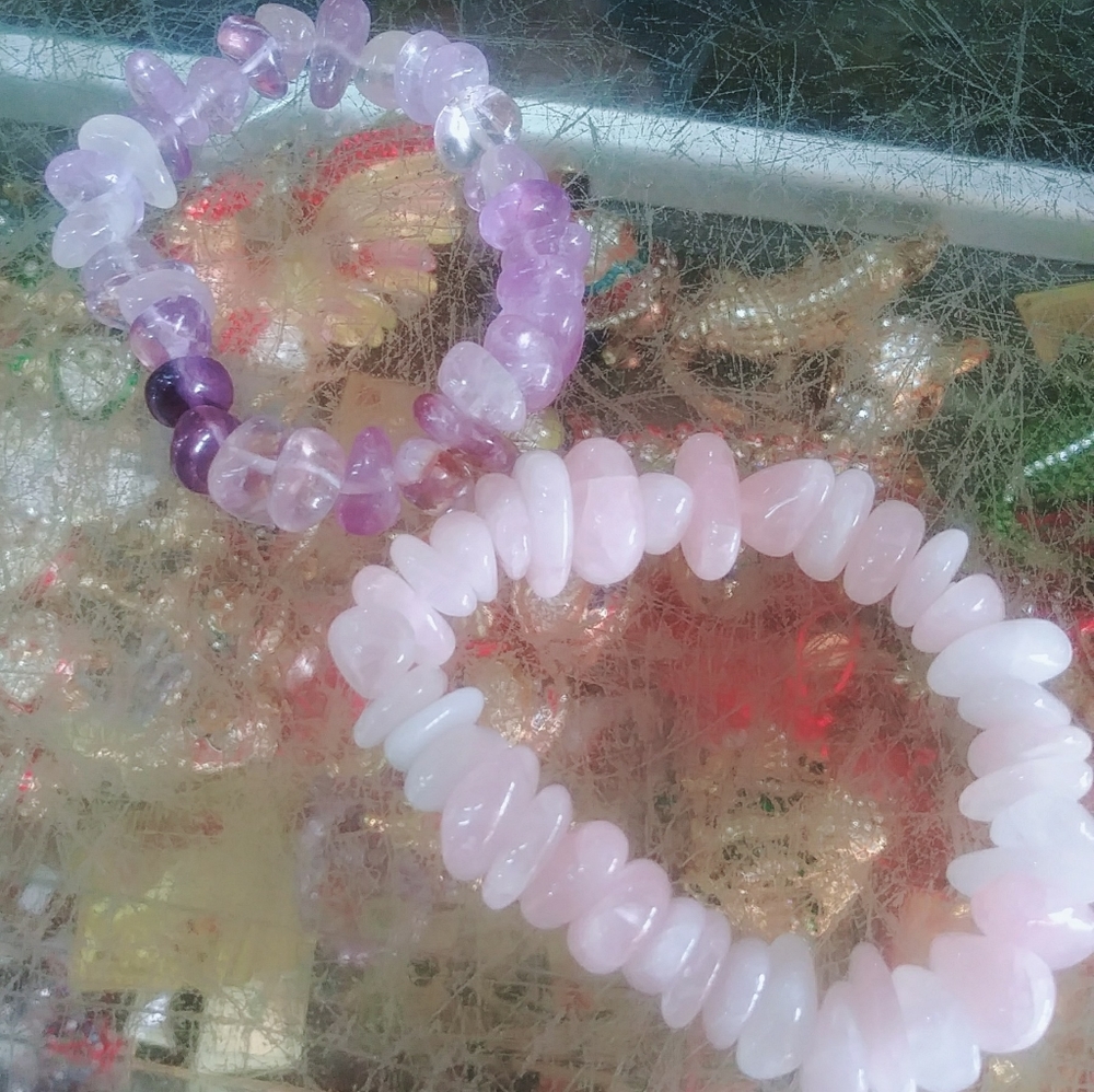 Amethyst or rose quartz bracelet